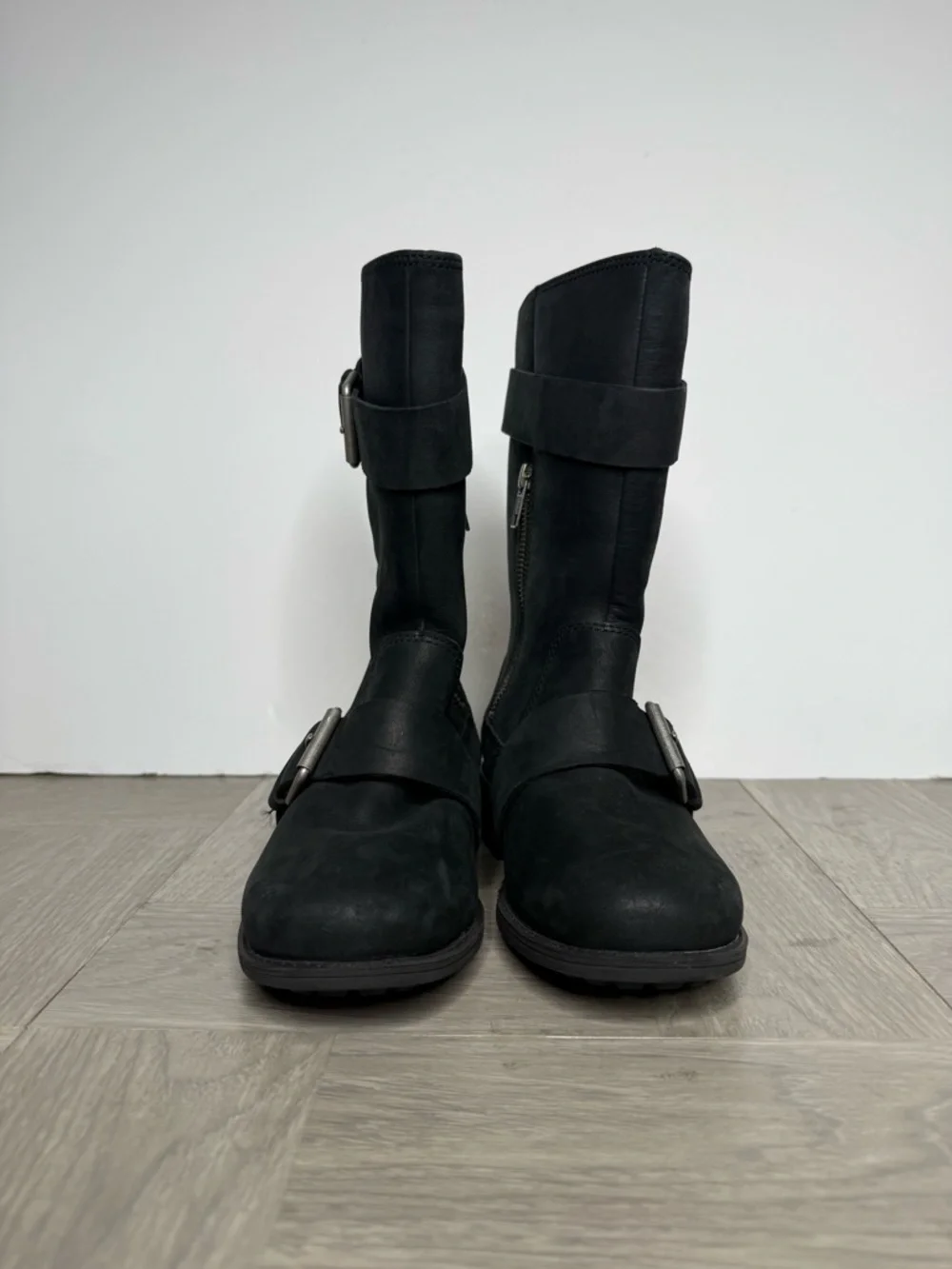UGG Chancy Black Nubuck Boot 5